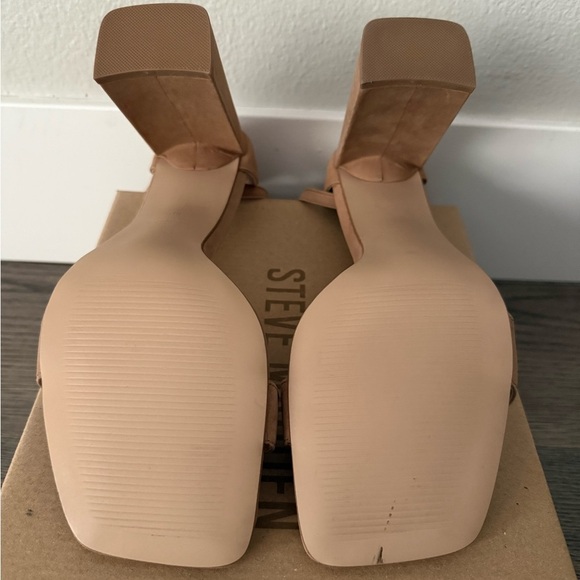 Steve Madden Tiaa Ankle Strap Block Heel Sandals - Size 10 - Camel Nubuck - NWB - Picture 11 of 13